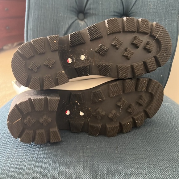 Women’s BP white platform boots; sz 8.5 - Picture 6 of 7